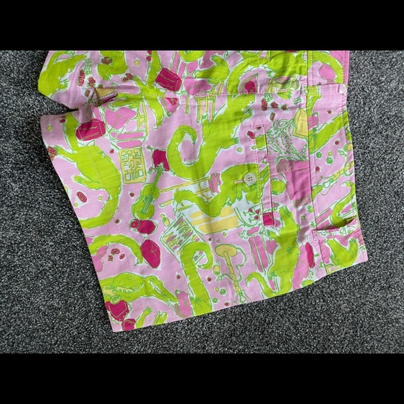 NWT. Rare Original Lilly Pulitzer Crocodile Shorts. - Picture 2 of 6